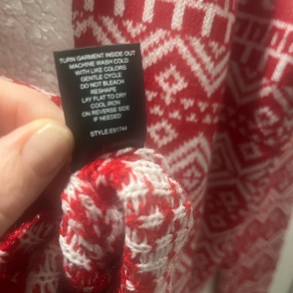 Festive Red and White Llama Crewneck Sweater - Picture 9 of 9